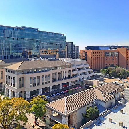 The Median Rosebank Luxury Apartment - Building With Generator Johannesburg Exteriér fotografie
