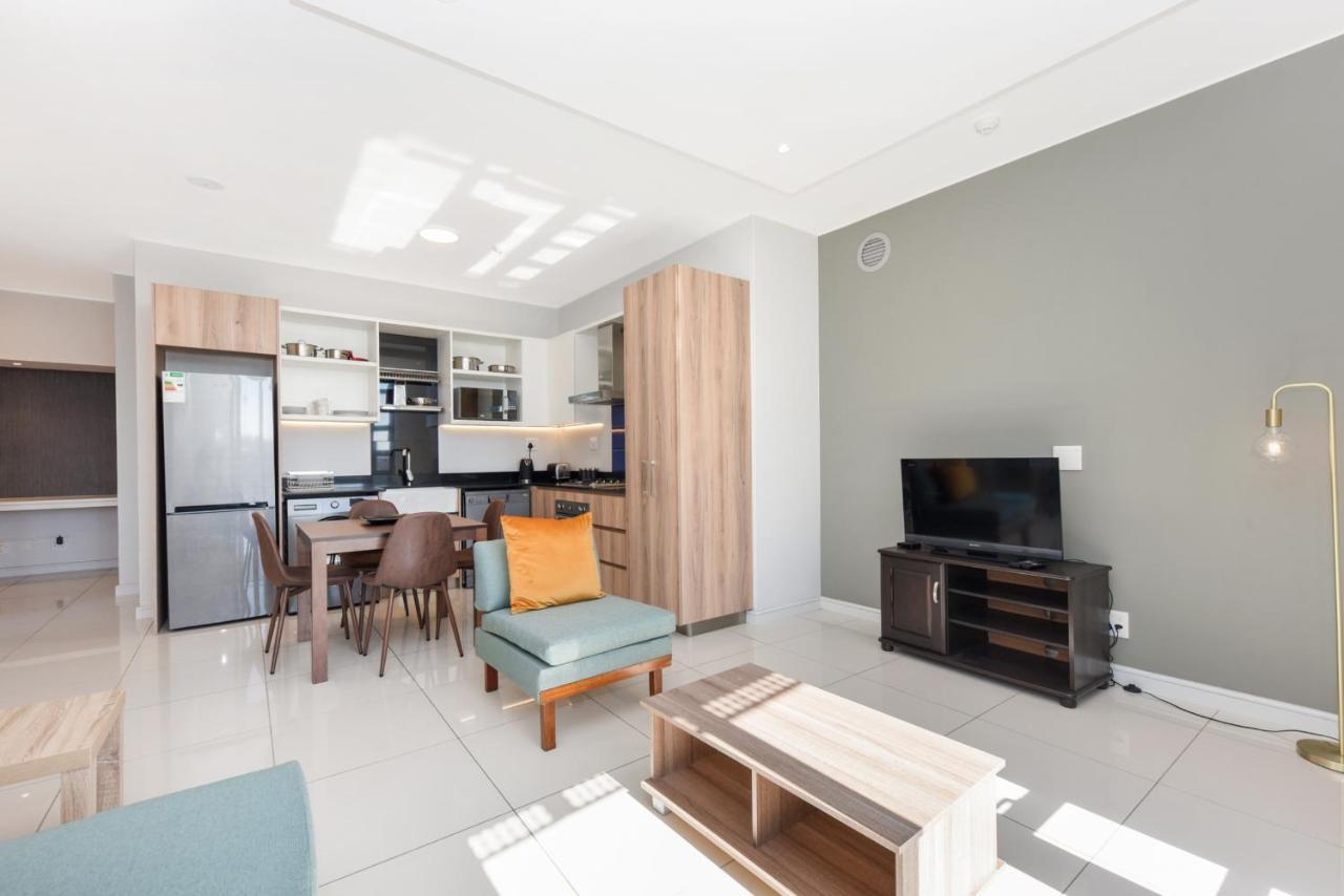The Median Rosebank Luxury Apartment - Building With Generator Johannesburg Exteriér fotografie