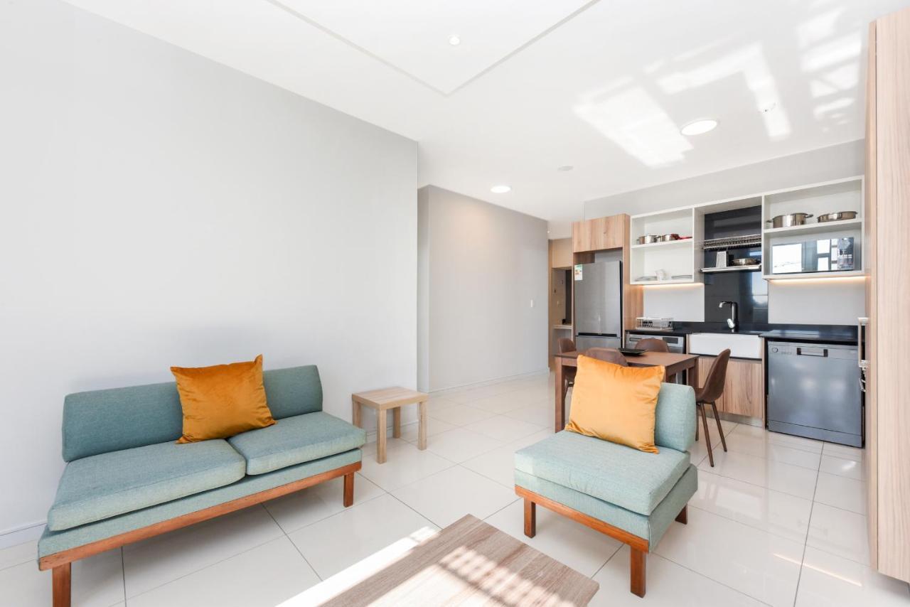 The Median Rosebank Luxury Apartment - Building With Generator Johannesburg Exteriér fotografie