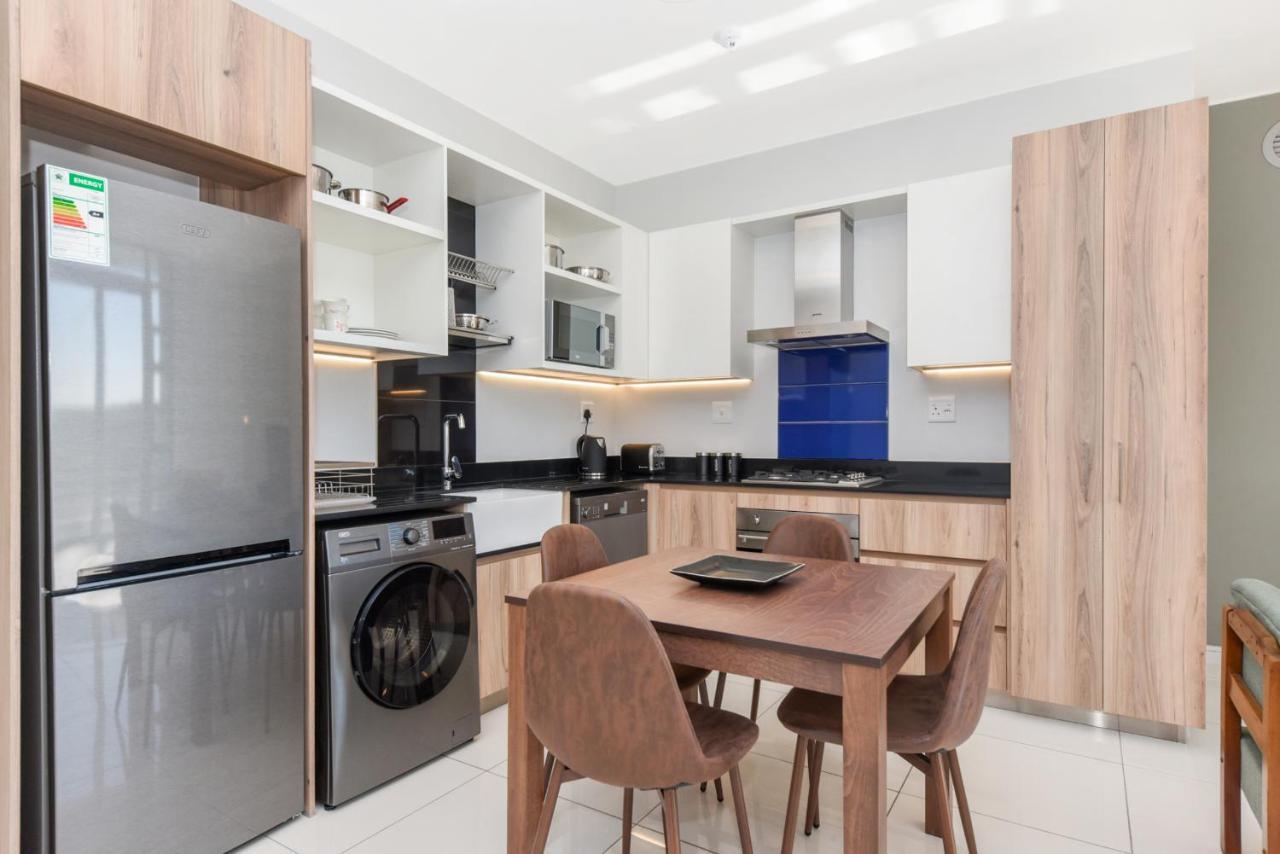 The Median Rosebank Luxury Apartment - Building With Generator Johannesburg Exteriér fotografie
