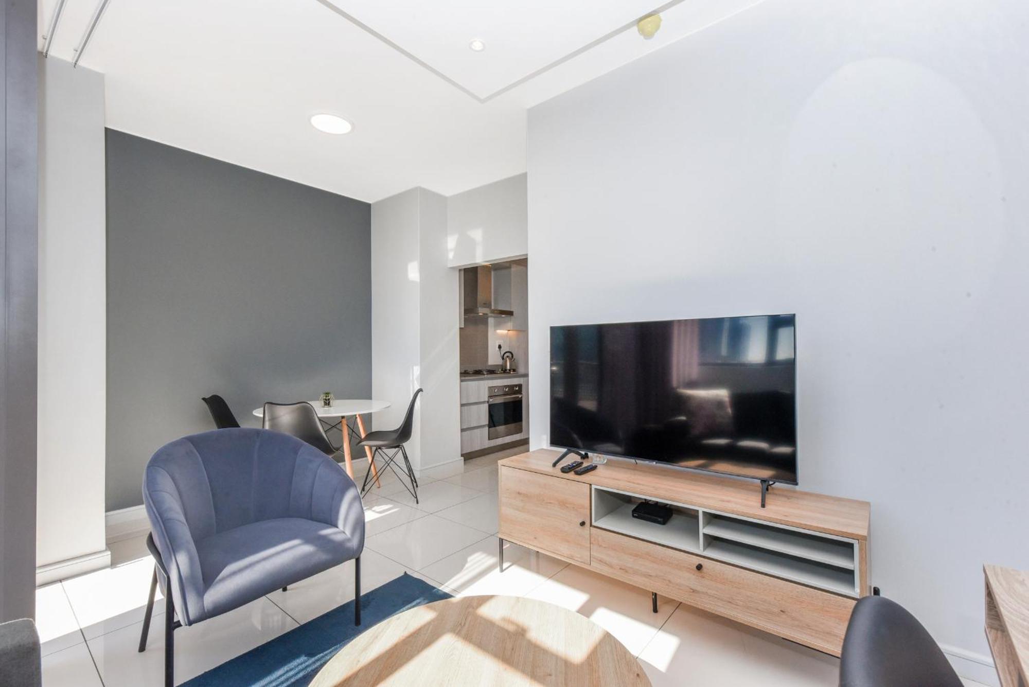 The Median Rosebank Luxury Apartment - Building With Generator Johannesburg Exteriér fotografie
